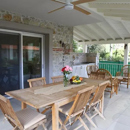 Inn Villa Villa *